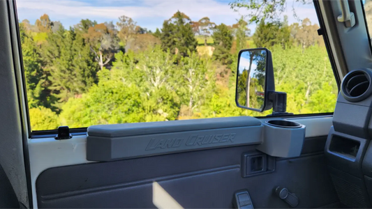 Arm Rest & Cup Holder for Land Cruiser 79 series